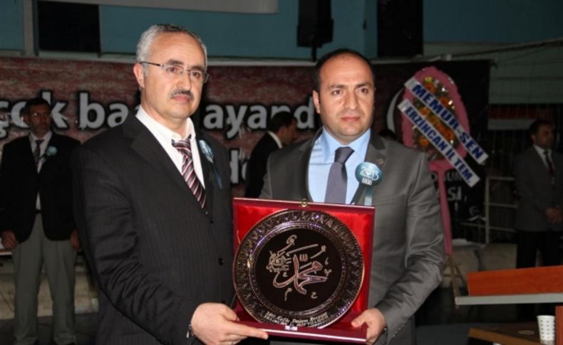 Erzincan'da 'Peygamberimiz ve İnsan Onuru' konferansı düzenlendi