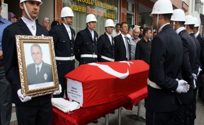 Eskişehir Emniyet Müdürü Naci Kuru'nun cenazesi baba ocağına getirildi