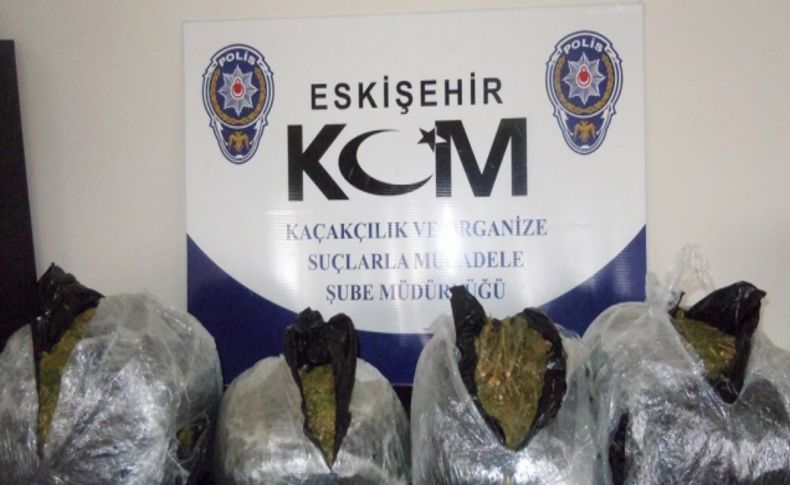 Eskişehir'de 20 kilo kubar esrar maddesi ele geçirildi