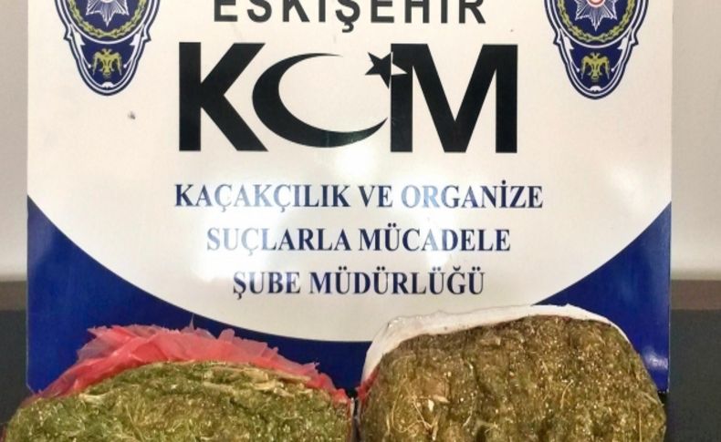 Eskişehir’de 4.5 kilo kubar esrar ele geçirildi