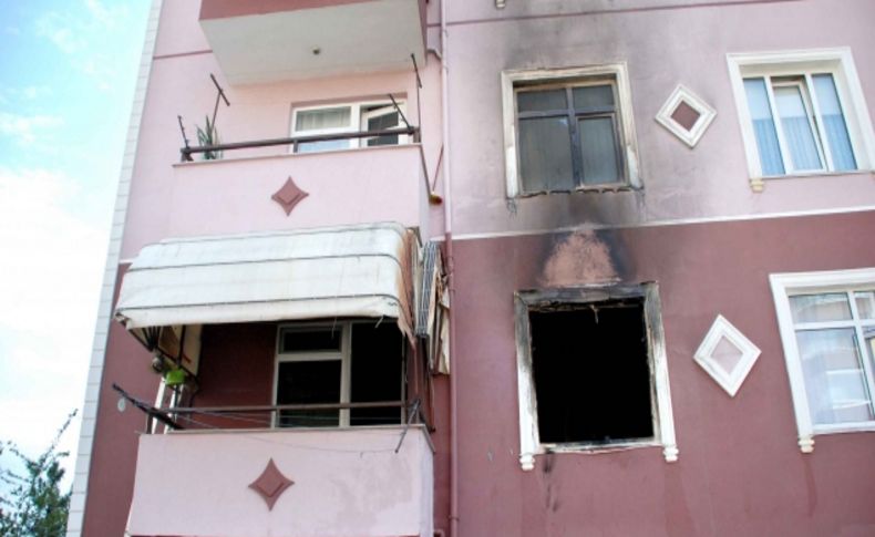 Evde çıkan yangında 18 aylık bebek yanarak yaşamını yitirdi