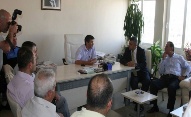Eylemcilerin yaraladığı polis müdürü: Taş iyi ki bana isabet etti