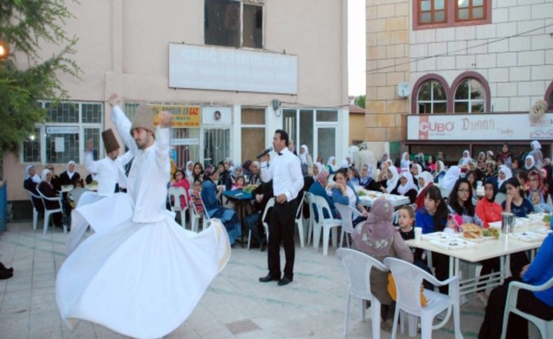 Eymir, geleneksel iftar yemeğinde biraraya geldi