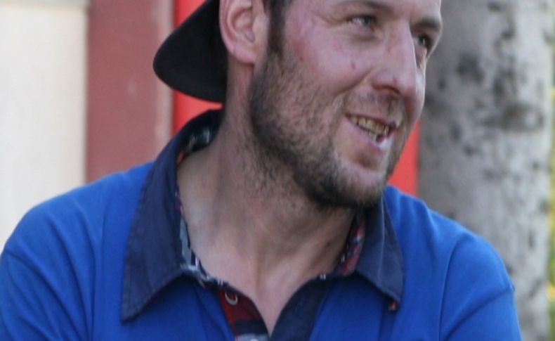 Fal bakma bahanesiyle kendisini dolandıran kadını 5 ay sonra polise yakalattı