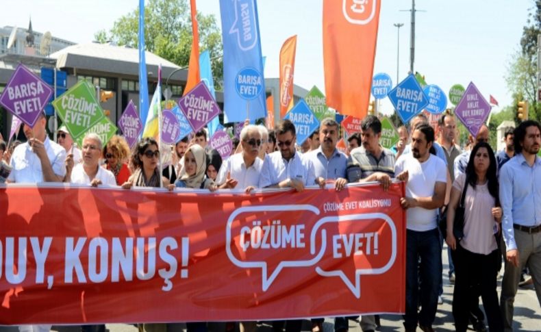 Fatih’te ‘çözüme evet’ yürüyüşü