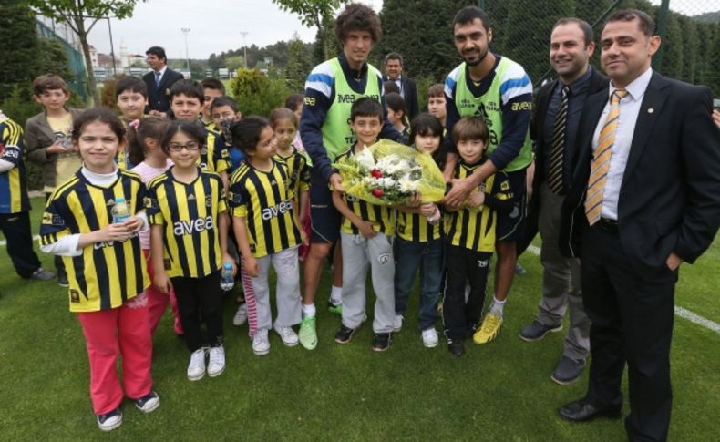 Fenerbahçe, Galatasaray maçı hazırlıklarına başladı