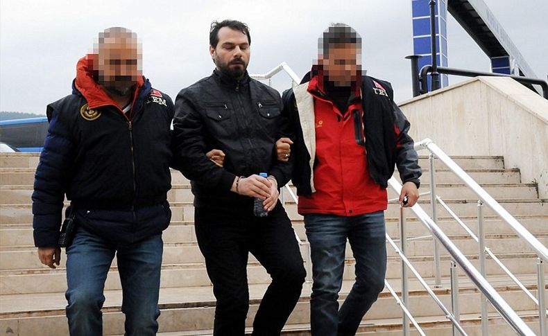 FETÖ'nün firari sözde 'il imamı' İzmir'de yakalandı