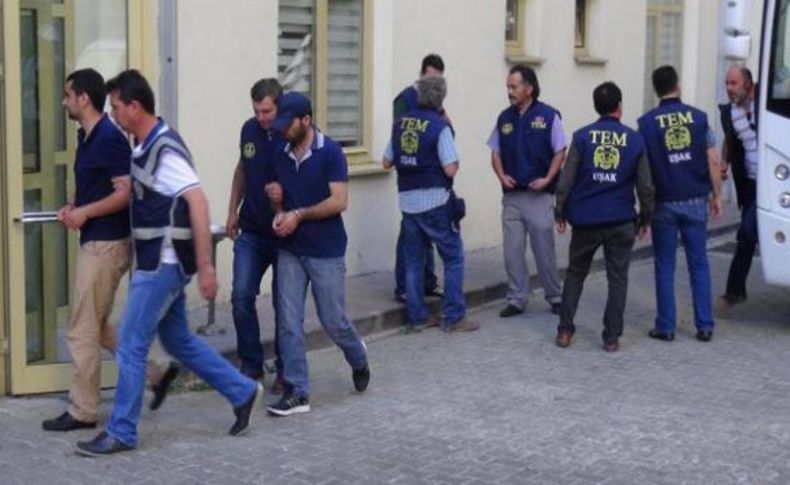 FETÖ operasyonunda 23 polis tutuklandı