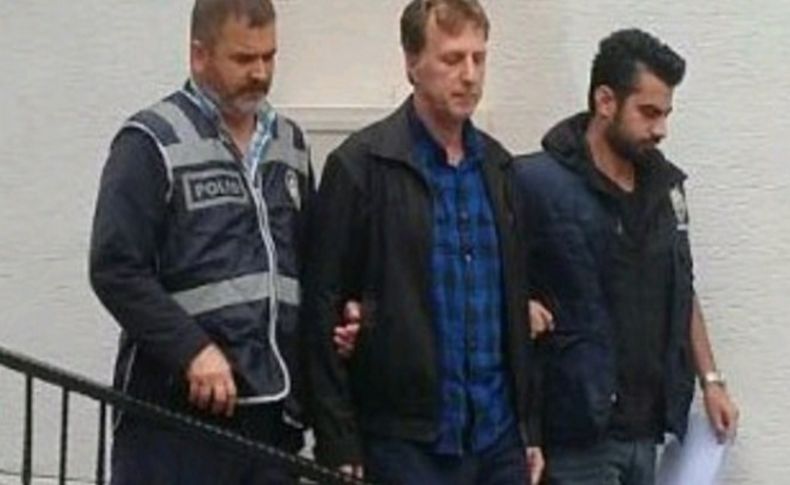Galatasaraylı eski futbolcu FETÖ'den tutuklandı!