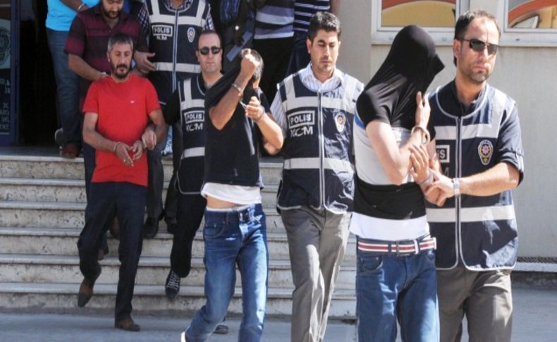 Gaziantep’te aralarında bir polisin bulunduğu 14 uyuşturucu satıcısı yakalandı