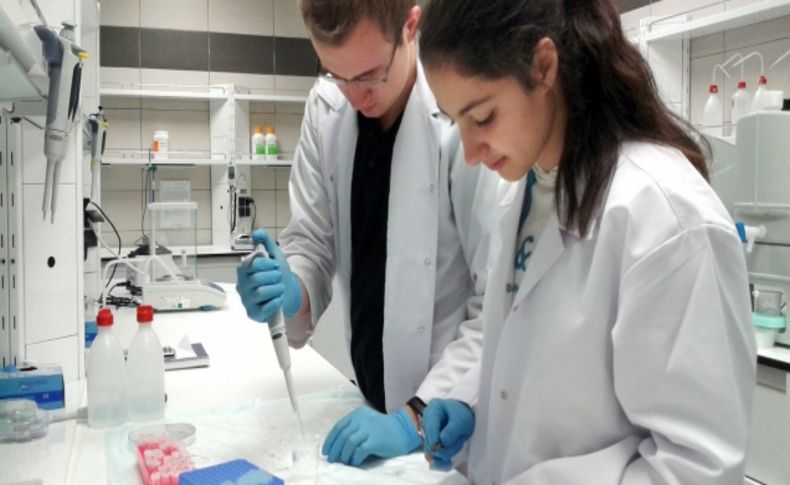 Gediz Üniversitesi Nanoteknoloji Laboratuvarı'nda kanser aşısı araştırılıyor