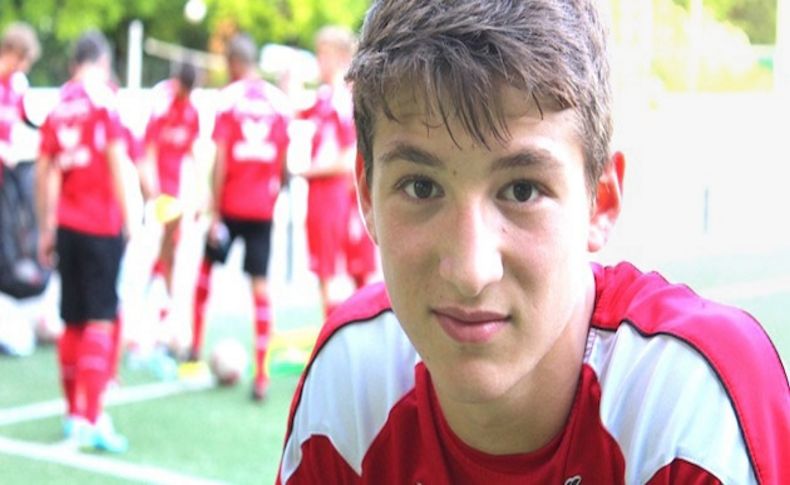 Genç futbolcu Salih, Köln’de kahraman ilan edildi