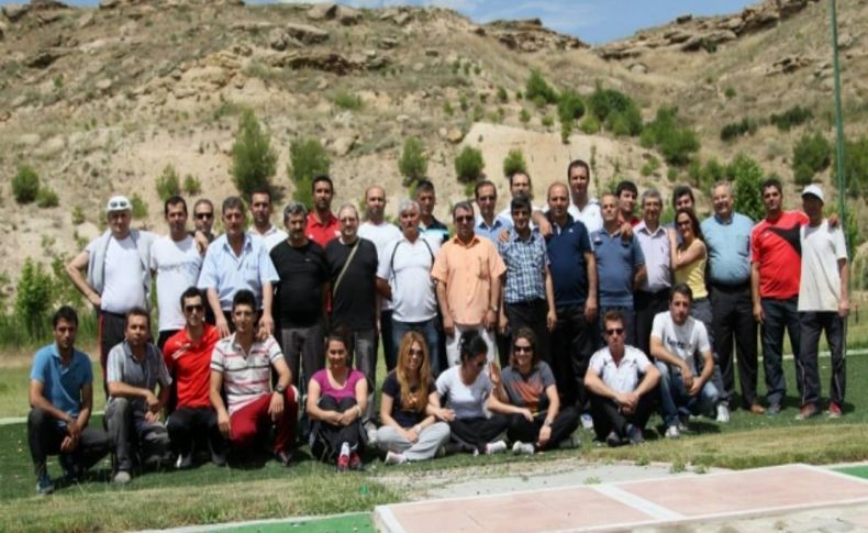 Gençlik spor çalışanları ve antrenörler piknikte buluştu
