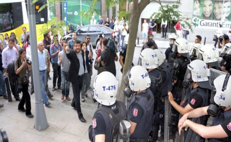 Gezi Parkı'nda gerginlik sürüyor