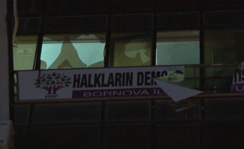İzmir'de terör protestoları sürüyor: 4 ilçede gergin gece!