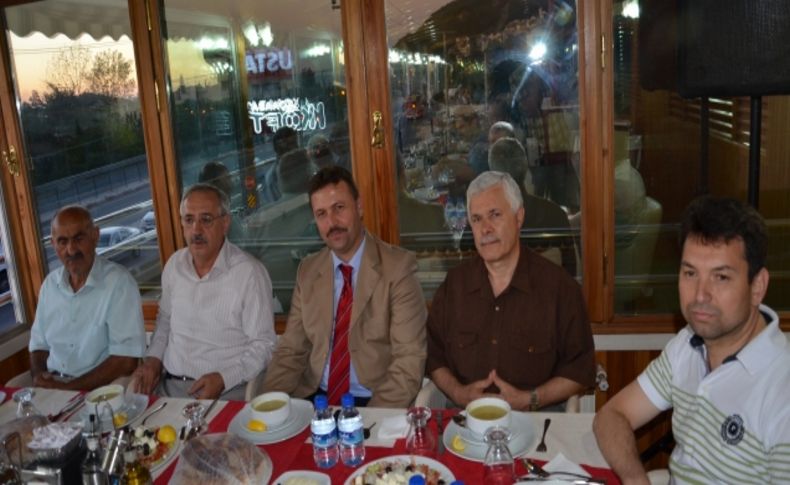 Gölcük’te kanaat önderlerine iftar