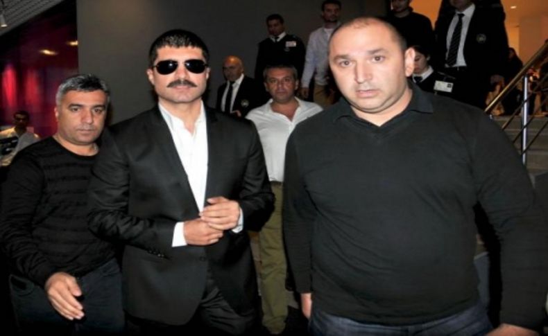 Gözlük artistlik olsun diye değil