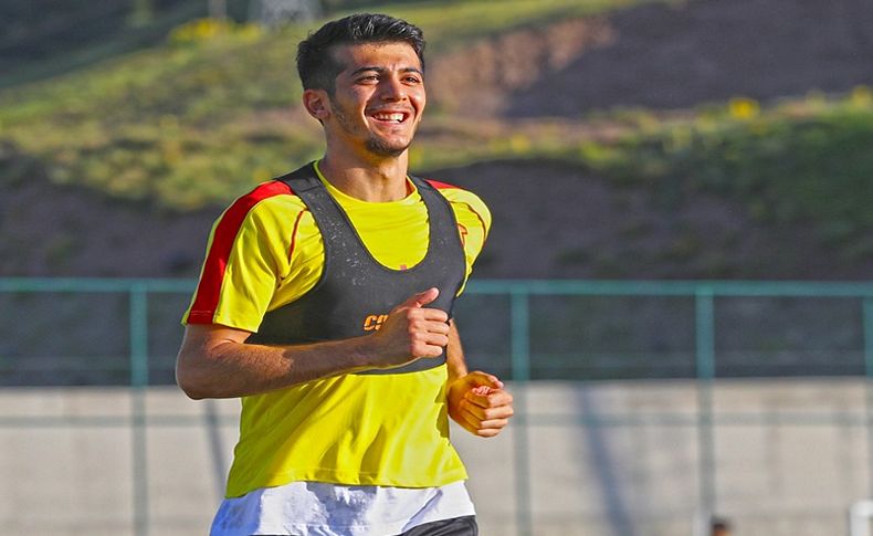 Göztepeli Tayfur'un hedefi ay-yıldızlı forma