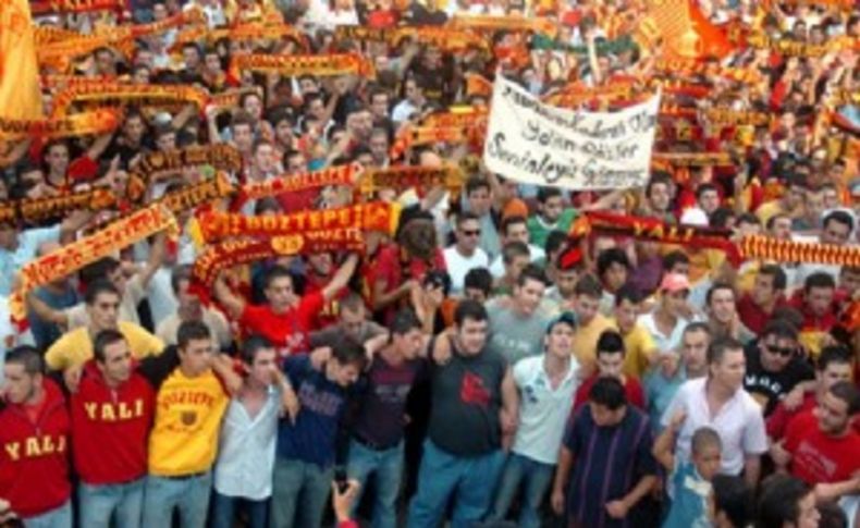 Göztepe'de 1 gün önceye alınan maça tepki