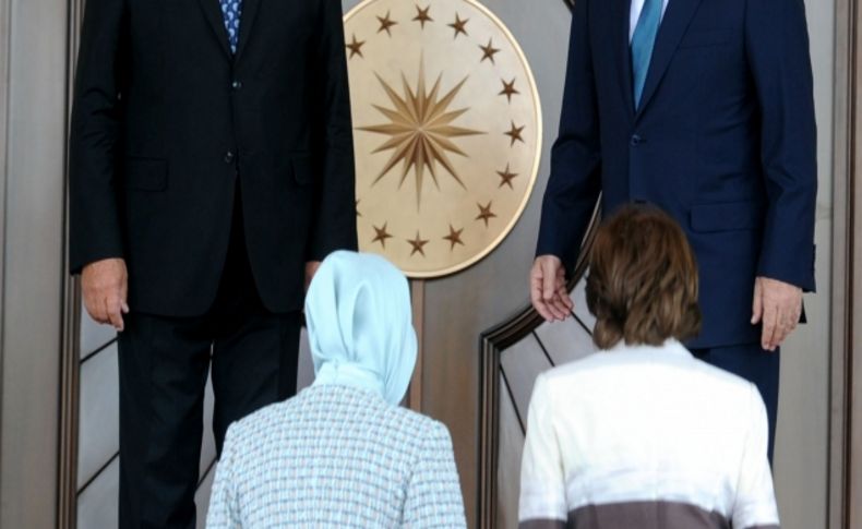 Gül: Mısır'da en kısa zamanda seçimler yapılmalı ve demokrasiye dönülmeli