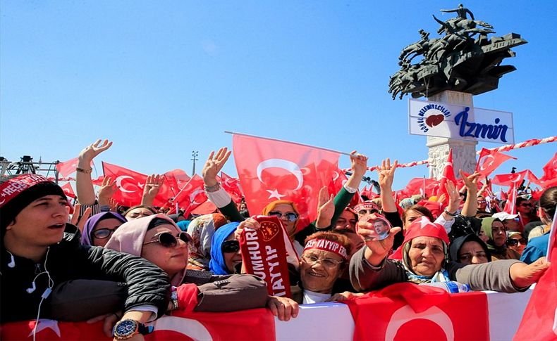 Gündoğdu Meydanı'nda büyük gün! Zeybekci, Dağ ve Pakdemirli'den 31 Mart mesajları