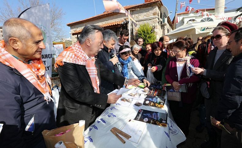 Güzelbahçe'de takas şenliği