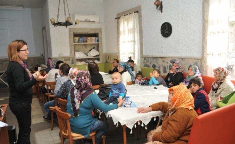 Güzelbahçe’de kadına yönelik şiddet uygulamalı anlatıldı