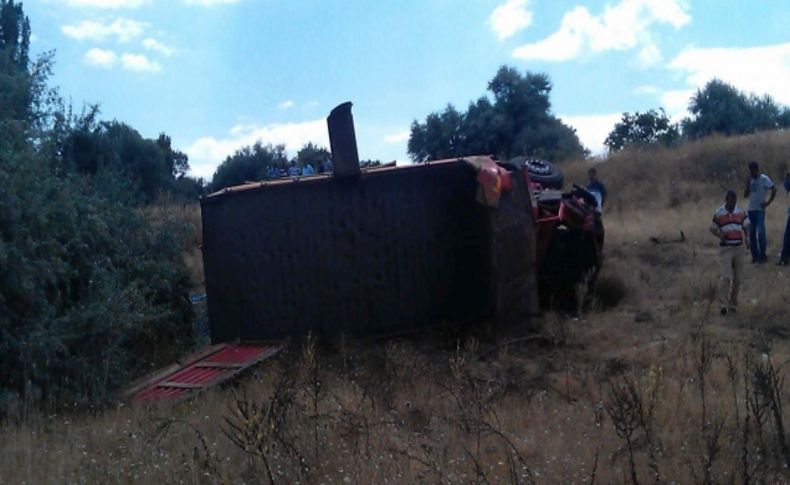 Hafriyat kamyonu devrildi: 1 ölü, 1 yaralı