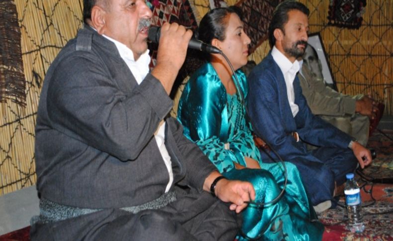 Hakkari'de dengbejler gecesi