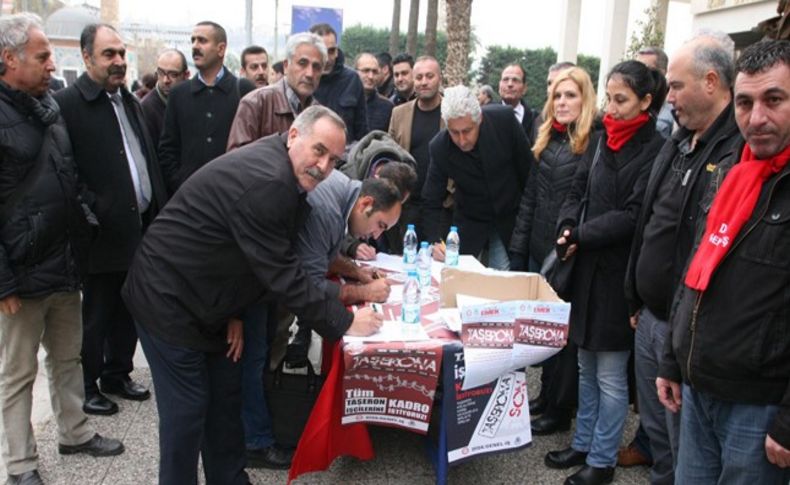 Büyükşehir önünde düzenlenen iki eylemde işçi-memur dayanışması