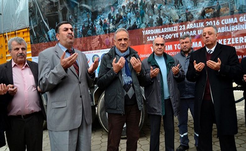 Halep'e Ödemiş'ten 1 TIR yardım