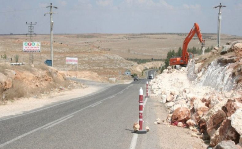 Halfeti'de yollar onarılıyor