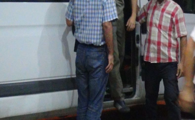 Hatay'da gözaltına alınan 8 kişi Adana'ya gönderildi