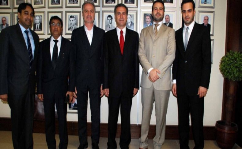 Hindistanlı iş adamları İskenderun’da bölgeye yapacakları yatırımı görüştü