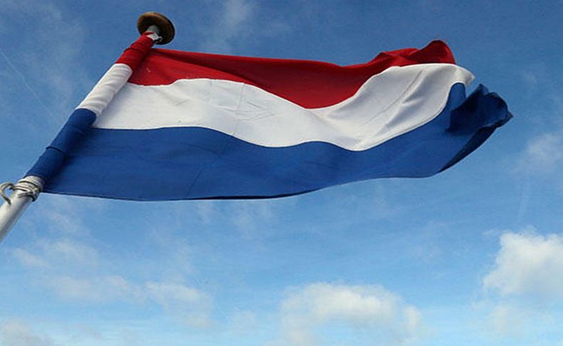 Hollanda, İran Büyükelçisi'ni geri çağırdı