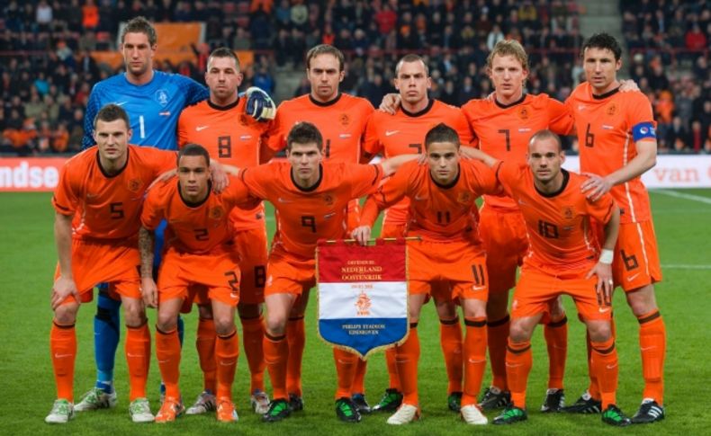 Hollanda'nın milyoner futbolcuları
