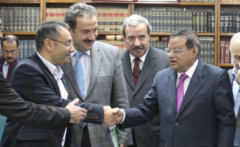 Saadet partili hukukçular Bangladeş’ten döndü