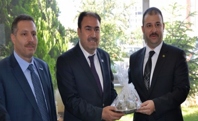 HÜRSİAD üyeleri, Muhasebeciler ve Mali Müşavirler Odası’nı ziyaret etti