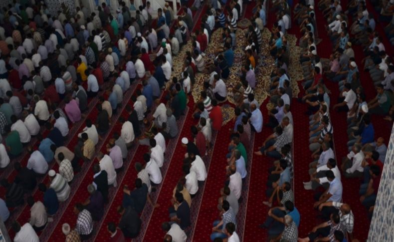 Iğdır Merkez Camii, dualarla ibadete açıldı