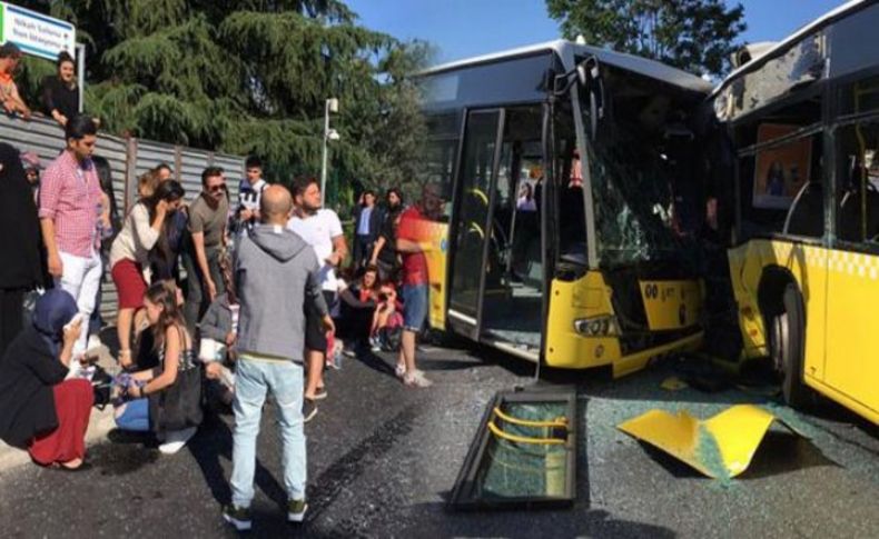 İki metrobüs kafa kafaya çarpıştı