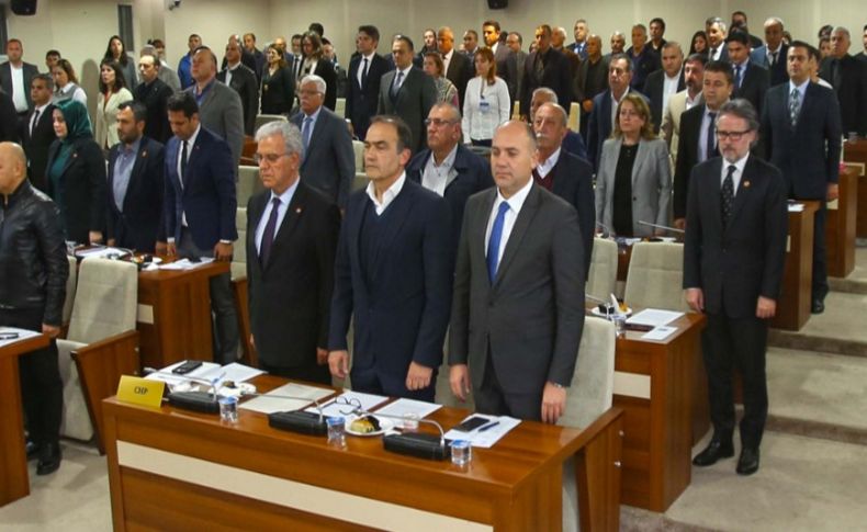 İlçe Başkanı Türkbay'ın yönetmeliğe aykırı ataması tepki çekti... Yıldır’dan ‘yetki’ çıkışı