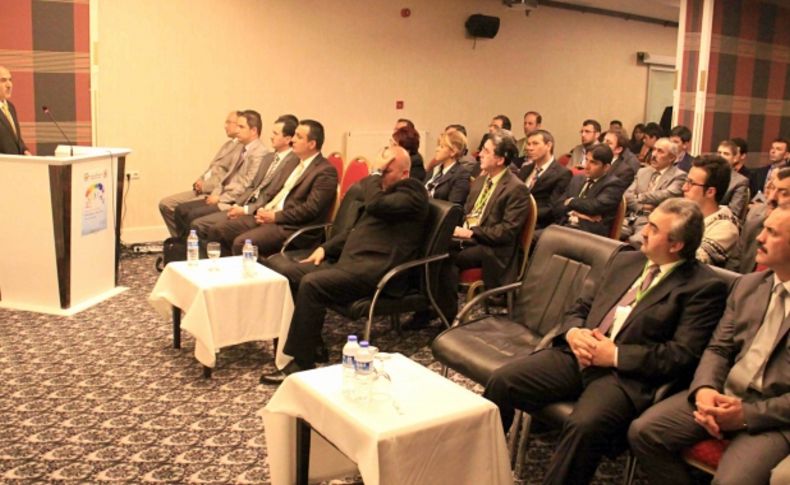 İlkadım Gençlik Çalıştayı'nda, gençlerin sorunları masaya yatırıldı