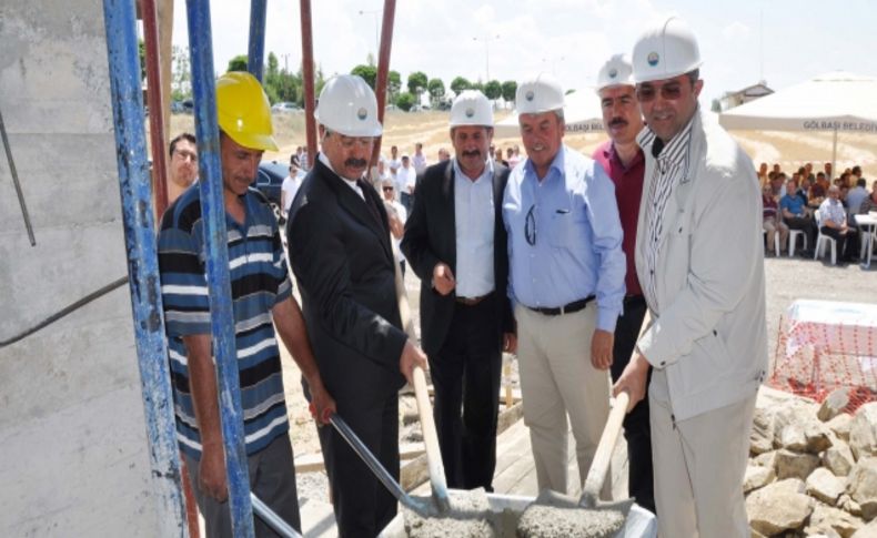 İncek'e yapılacak spor ve kültür merkezinin temeli atıldı