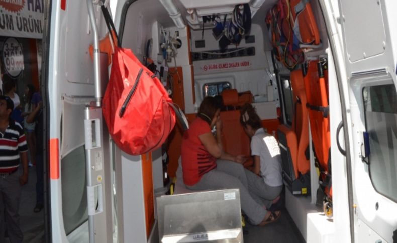 İş hanında çıkan yangında mahsur kalan 10 kişi kurtarıldı