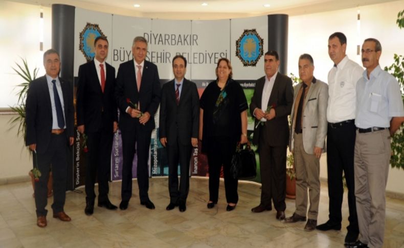 İSO Başkanı Bahçıvan ve Meclis Başkanı Bodur Baydemir’i ziyaret etti
