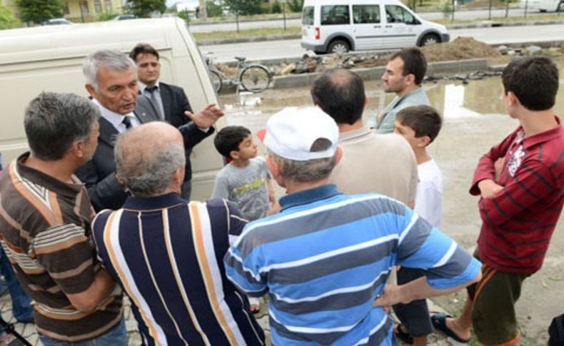 Isparta'da 3 gündür devam eden yağmur etkili oldu