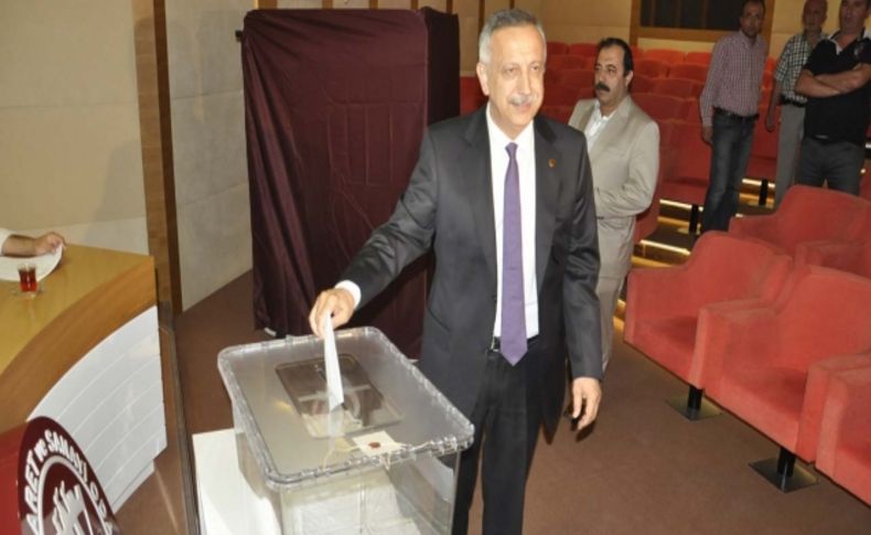 İTSO'da 25 yıldır başkanlık yapan Metin Anıl yeniden seçildi