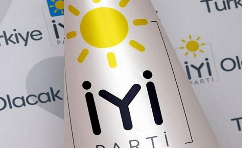 İYİ Parti'de beklenmeyen istifa