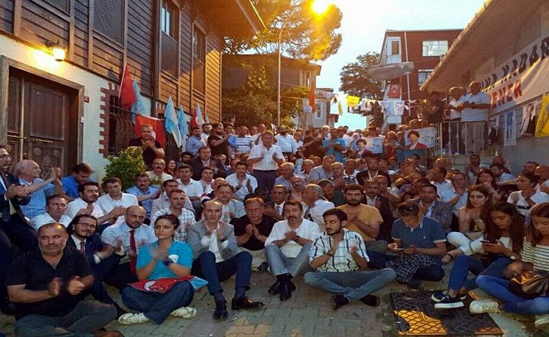 İYİ Parti İzmir, Akşener'in evinin önünde ikna nöbetine başlayacak