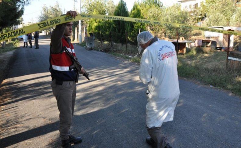 İzmir'de koca cinneti: Eşini öldürüp, intihara kalkıştı